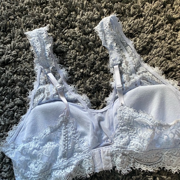 ✨AERIE BABY BLUE BRALETTE✨ - Picture 3 of 5